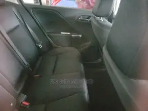 Honda Ballade 2015 Red