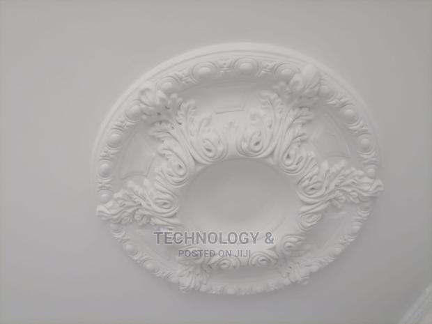 PU Medallion - main view