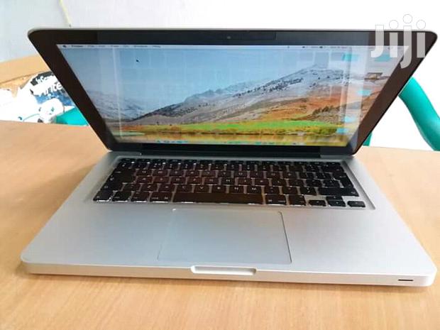 Laptop Apple MacBook Pro 4GB Intel Core i5 HDD 500GB