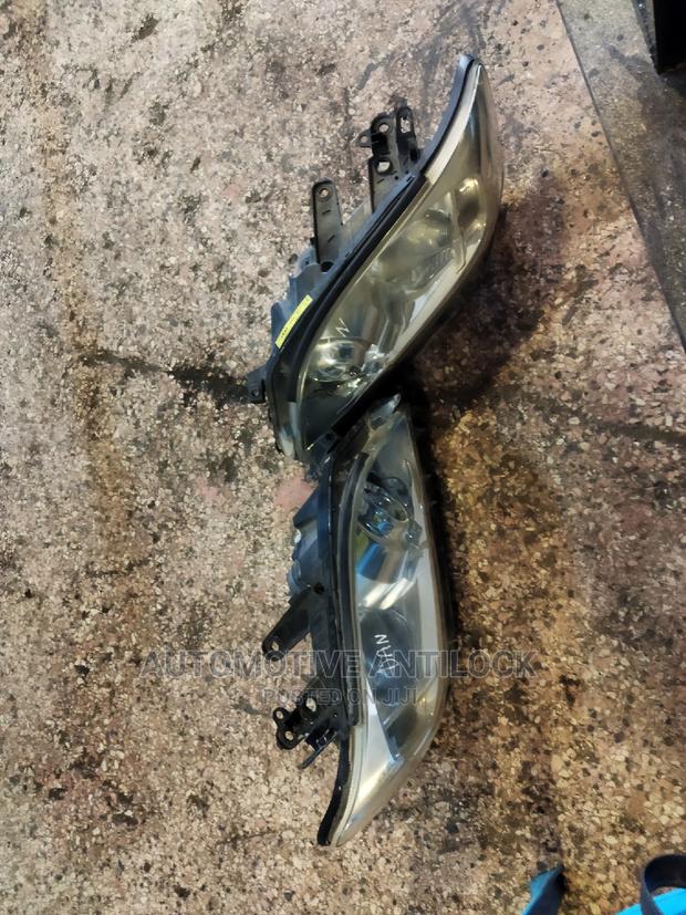 Ex Japan Vanguard Headlights Still Available  - thumbnail 2