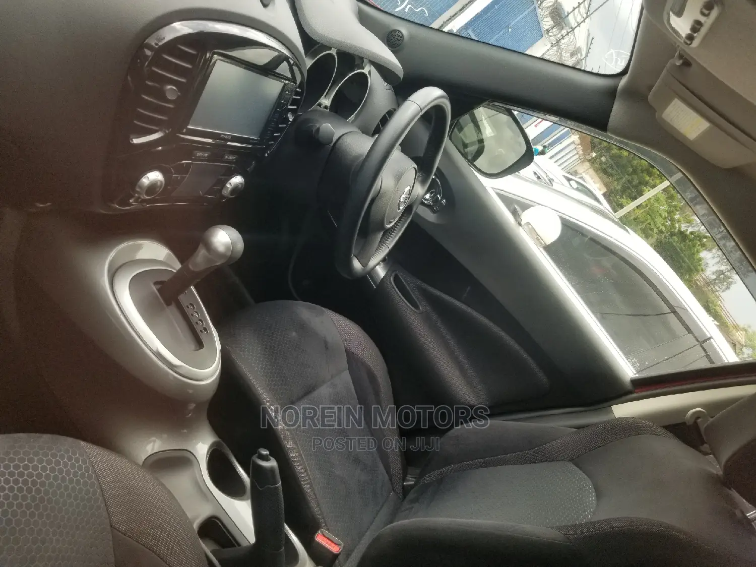 Nissan Juke 2015 Red