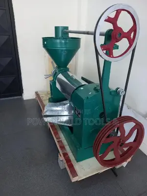 Oil Press Machine (Mop-100)
