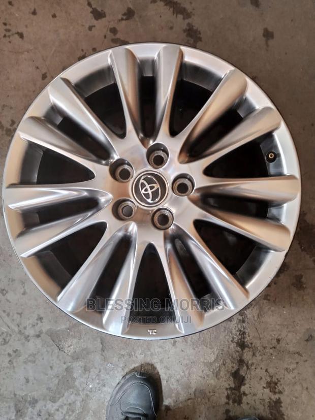 Rims 18 for Toyota Harrier - main view