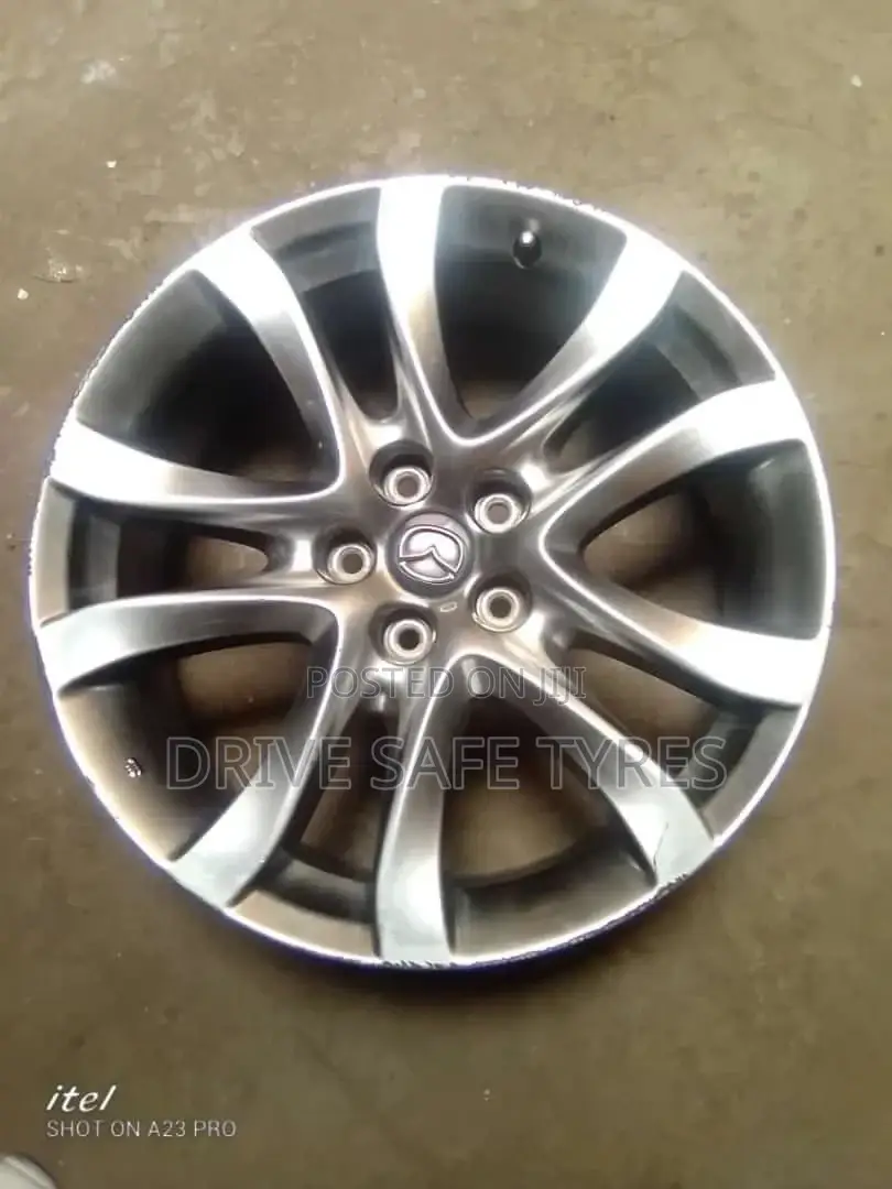 18 Inch Mazda Rim( Japan)