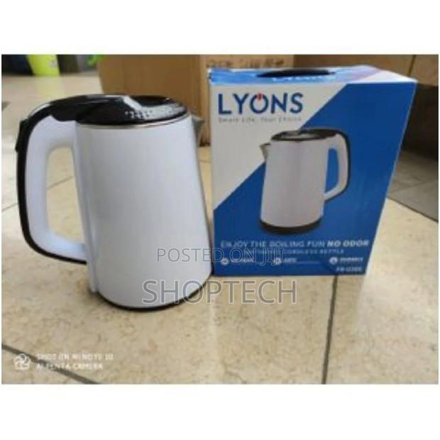 1.8L Alyons White Kettle - main view