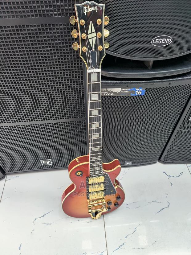 Gibson 3 Pickup Guitar - thumbnail 6