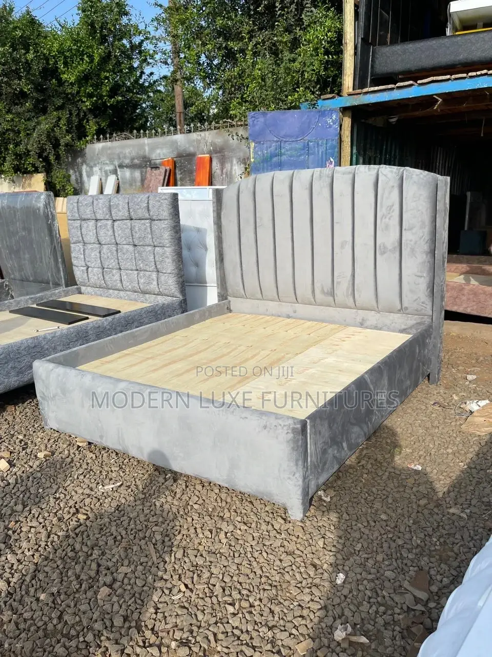 6/6 Bed / Tufted Bed