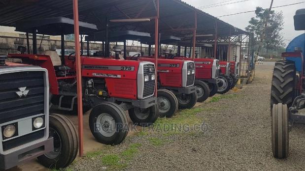 Massey Ferguson .Brand New - thumbnail 2