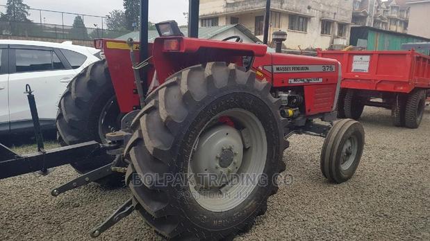 Massey. Ferguson Red - thumbnail 2