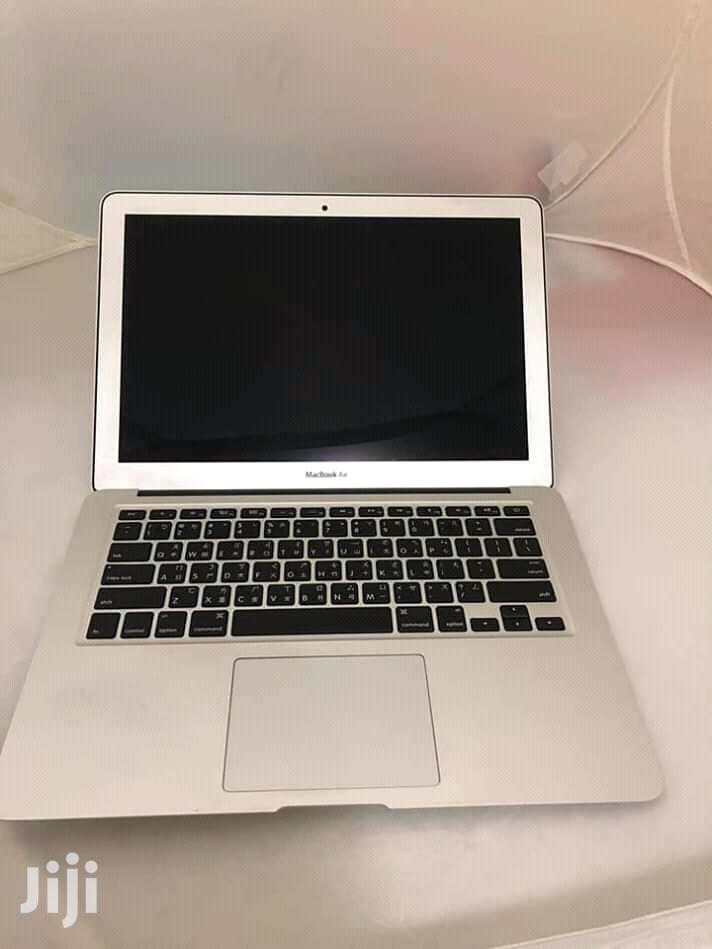 Laptop Apple MacBook Air 8GB Intel Core i5 SSD 256GB