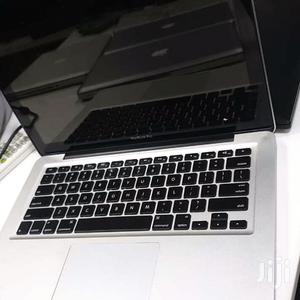 Laptop Apple MacBook Pro 4GB Intel Core i5 HDD 500GB