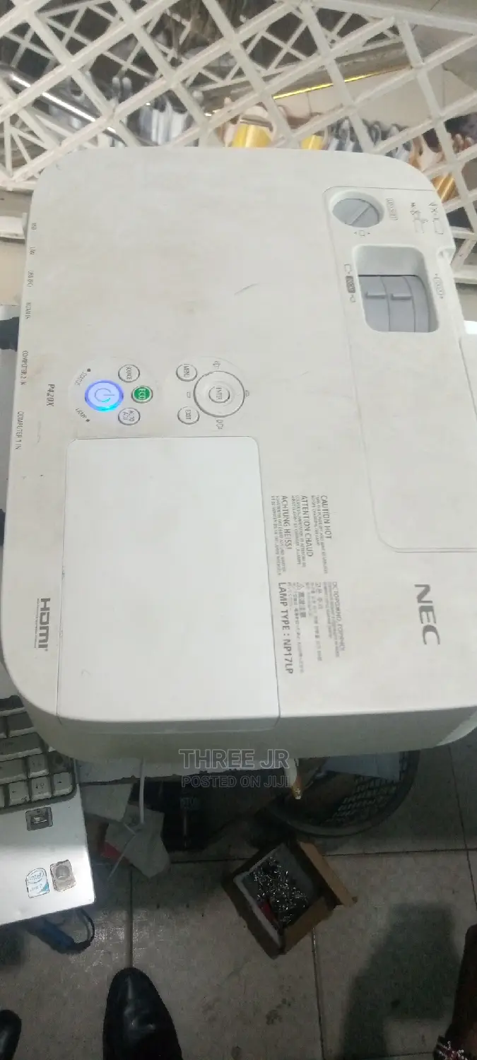 Nec P420 Projector Available for Sale. EX Uk Projector