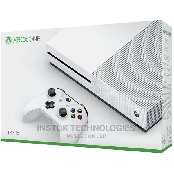Microsoft Xbox One S 1tb Console - White - main view