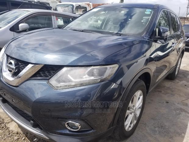 Nissan X-Trail 2015 Blue - thumbnail 3
