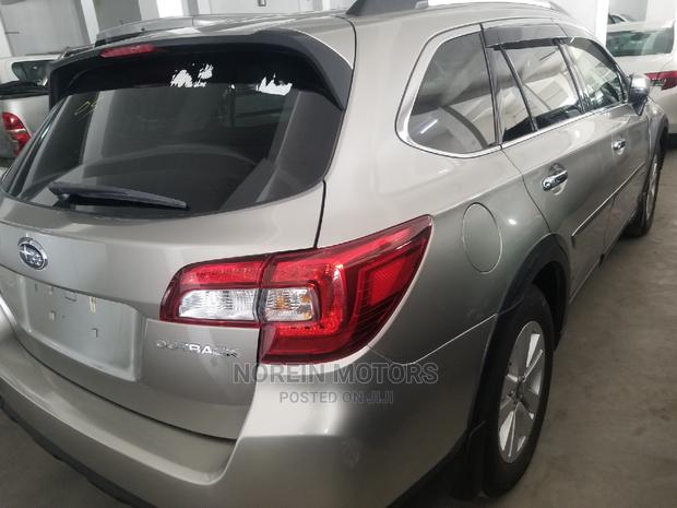 Subaru Outback 2015 Silver