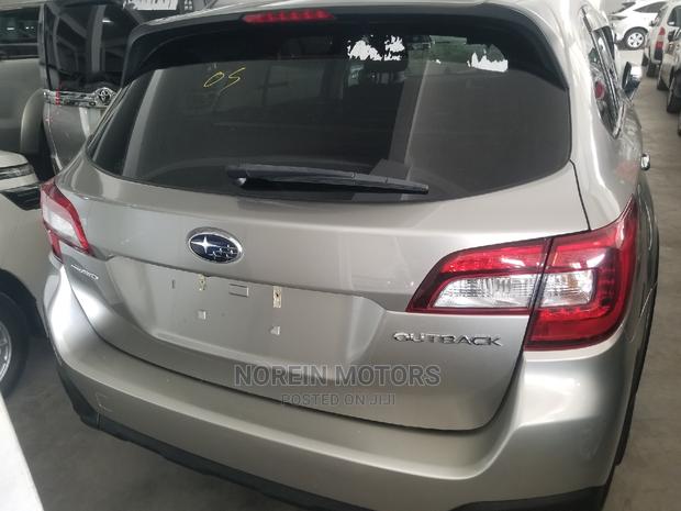 Subaru Outback 2015 Silver - thumbnail 7