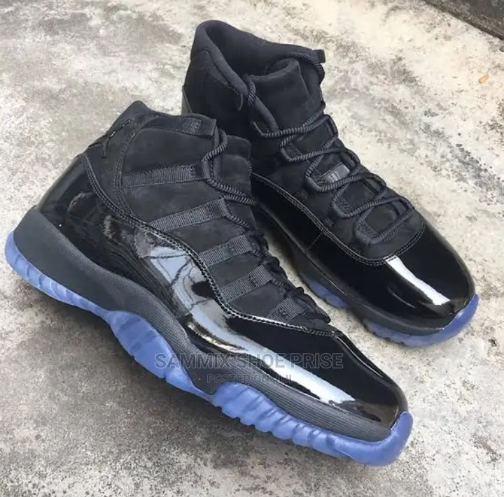 Jordan 11 Sneakers