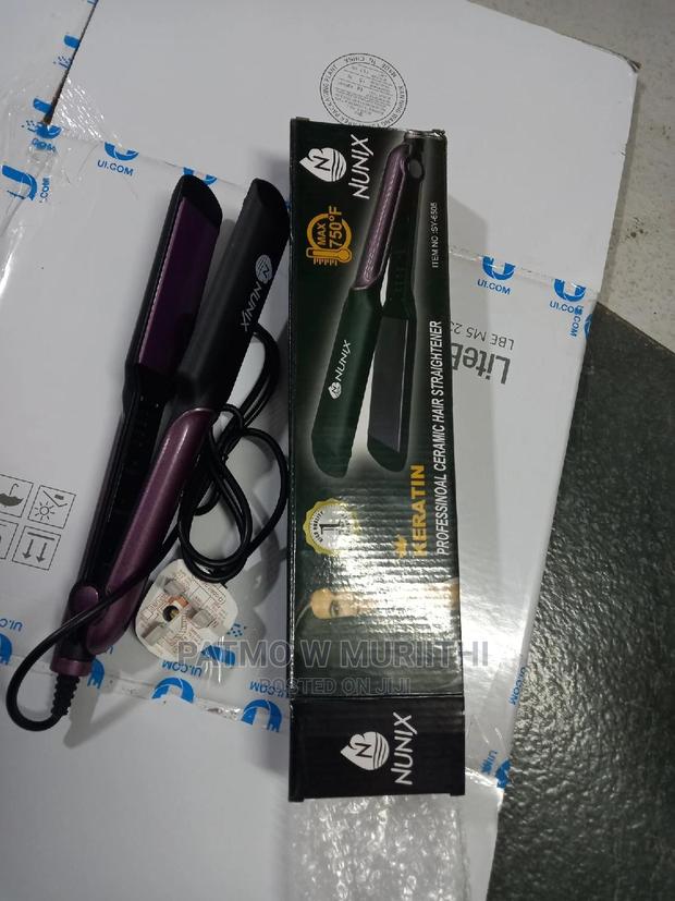 Nunux Professional Ceramic Hair Straightener