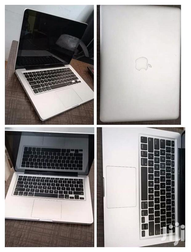 Laptop Apple MacBook Pro 4GB Intel Core i5 HDD 500GB
