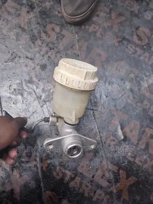 Brake Master Cylinder Mitsubishi L200