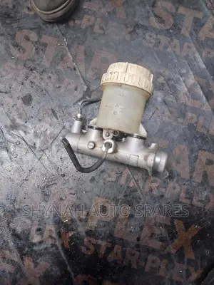 Brake Master Cylinder Mitsubishi L200
