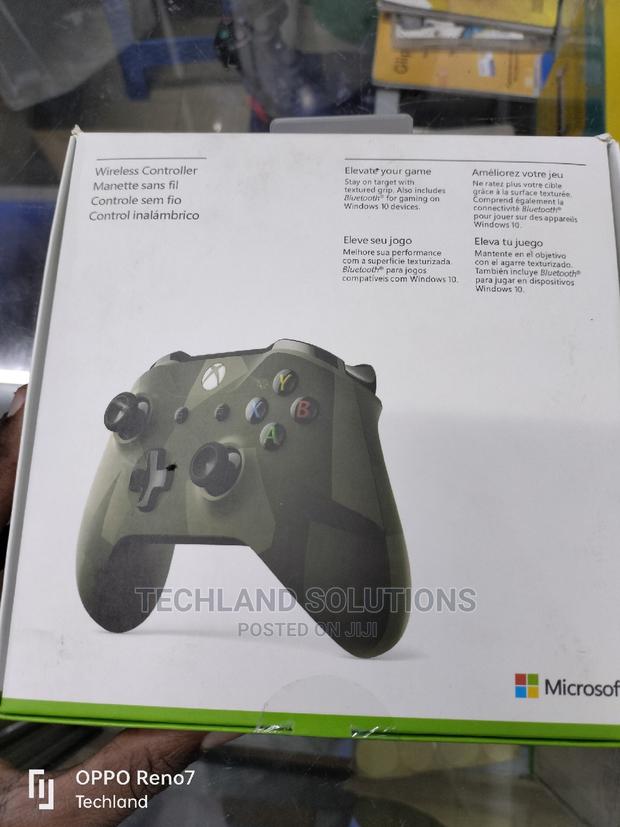 Original X-box One Pad!! - thumbnail 3