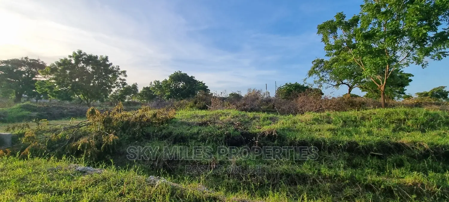 50/100 Plot on Sale in Kikambala Highway