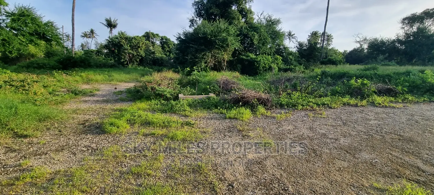 50/100 Plot on Sale in Kikambala Highway