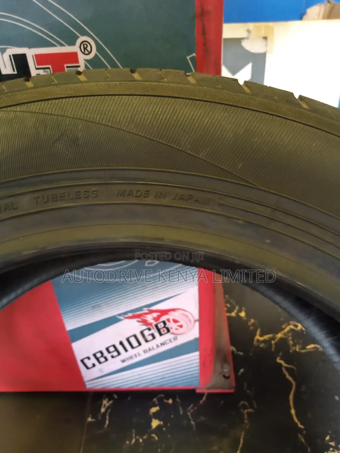 215/55r17 Yokohama Tyre