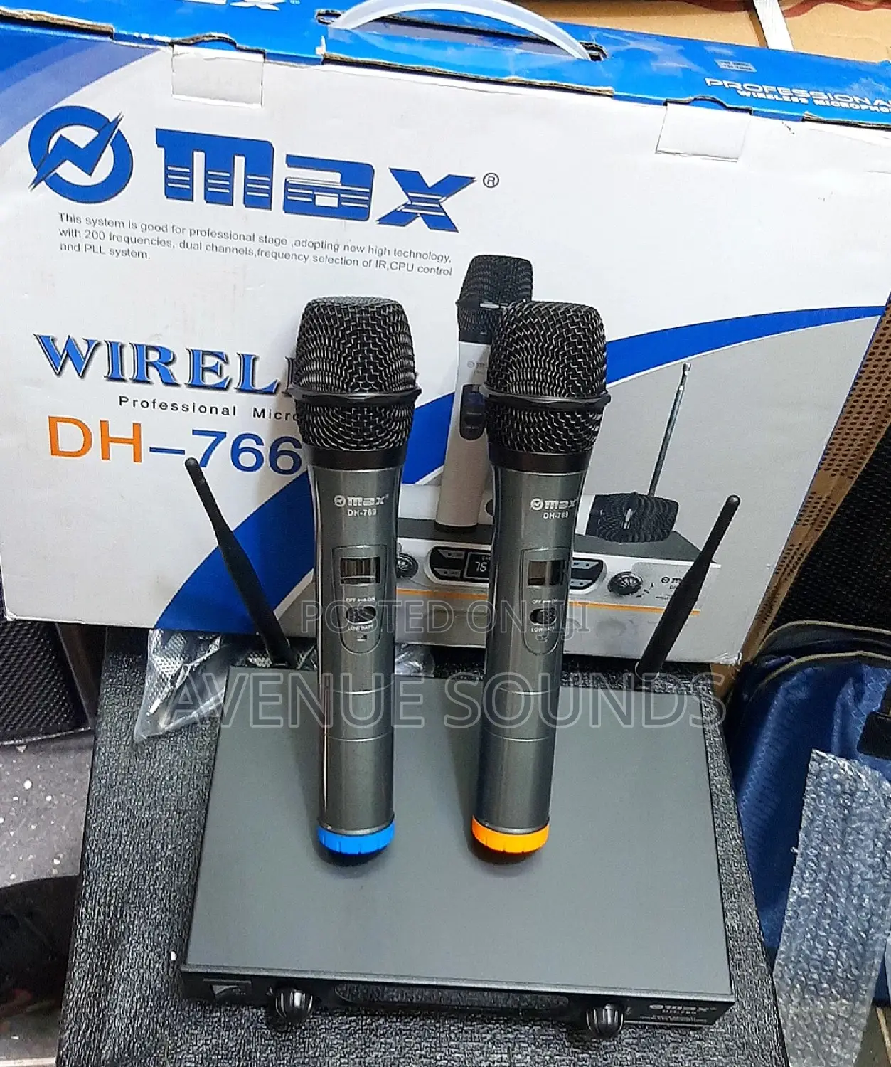 Max Wireless Microphones