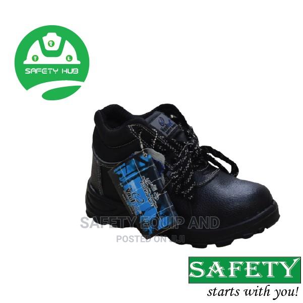 Vaultex Safety Boots/Petrol Resistant - main view