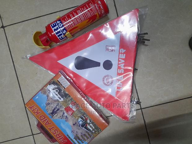 Best Recommended Road Safety Kit - thumbnail 2