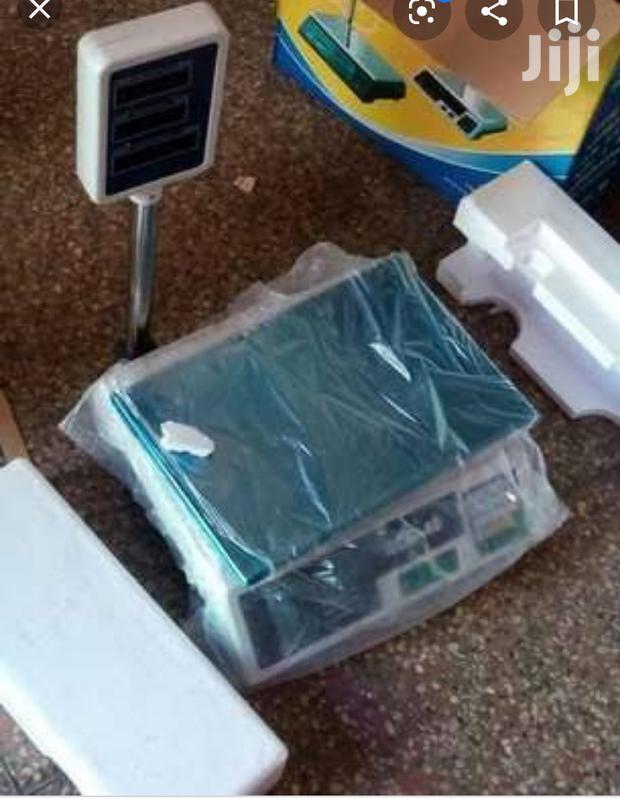 300kg Digital Computing Scale - main view