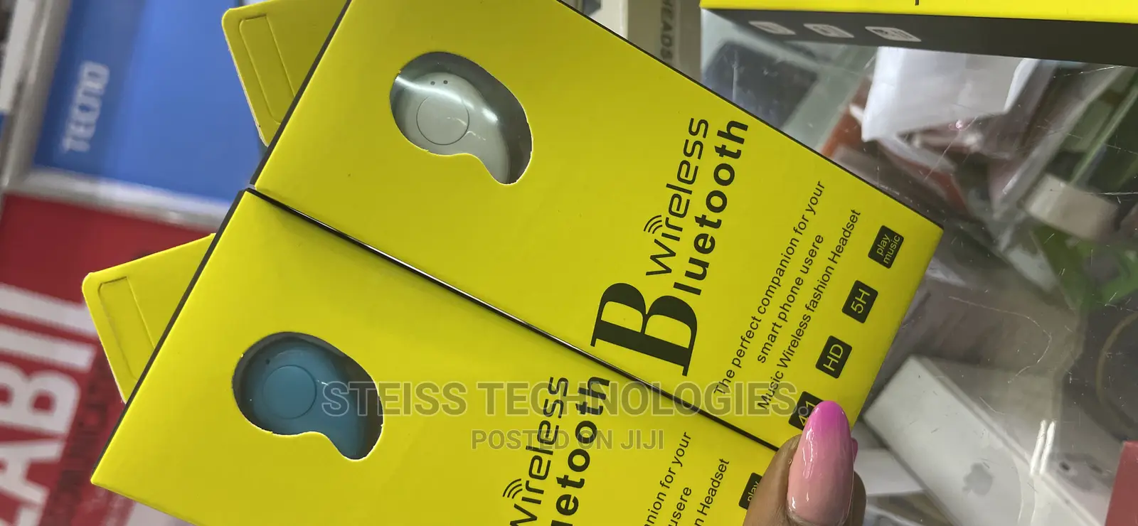 Bluetooth-Wireless Headsets.
