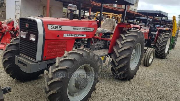 Massey. Ferguson. Mf385 4x4 - thumbnail 3