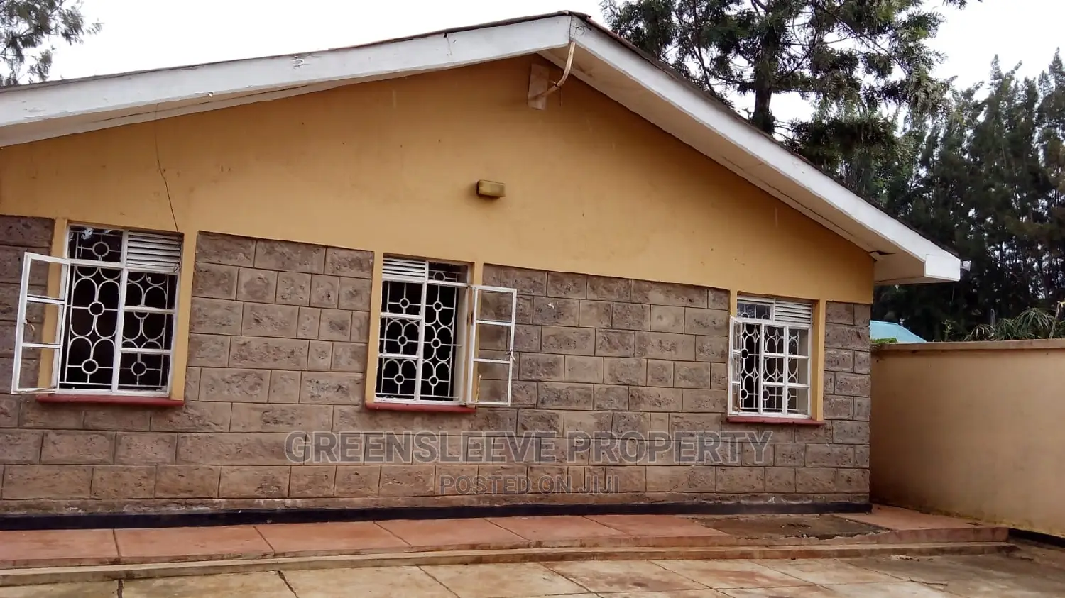 3bdrm Bungalow in Hillcrest Close, Karen C for Rent