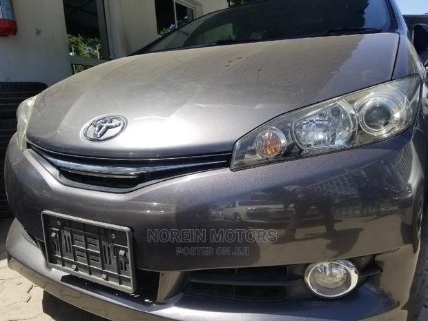 Toyota Wish 2016 Gray - thumbnail 2