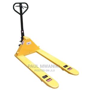 3 Tonne Pallet Truck - thumbnail 2