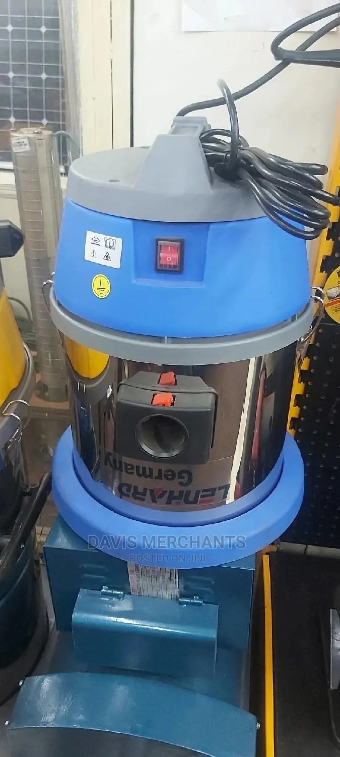 10 Litres Vacuum Cleaner