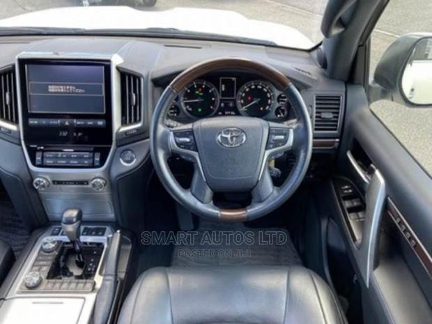 Toyota Land Cruiser 2016 Pearl - thumbnail 9