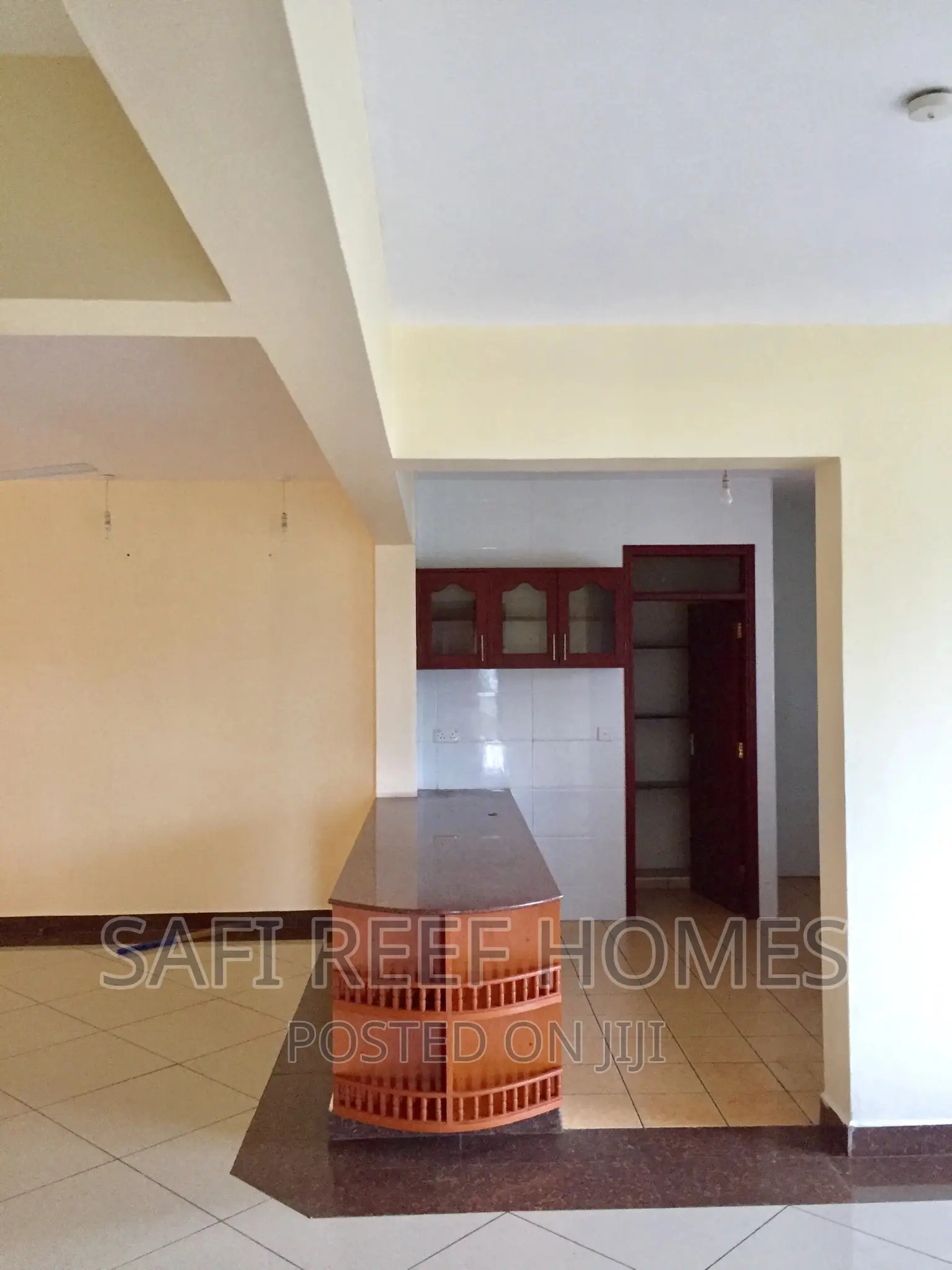 3bdrm Apartment in Kizingo for rent