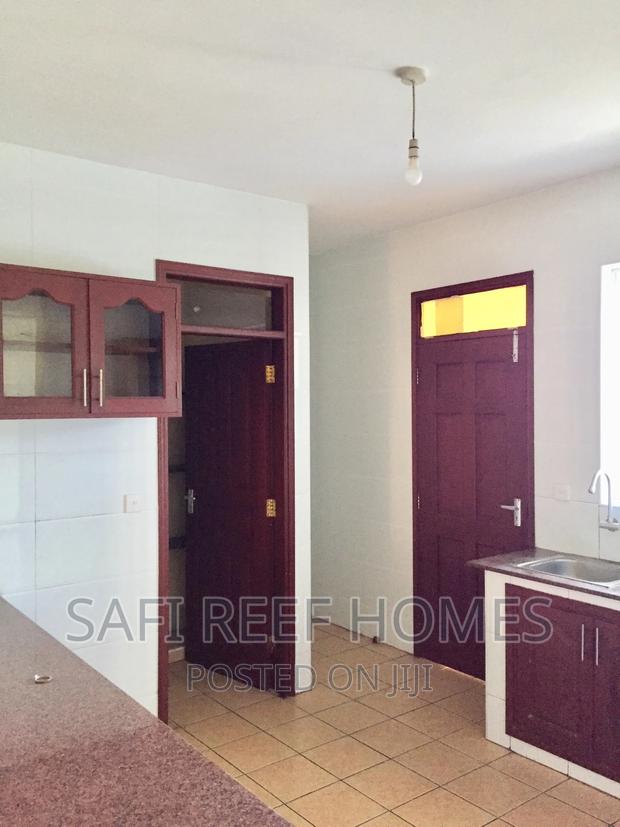3bdrm Apartment in Kizingo for Rent - thumbnail 16