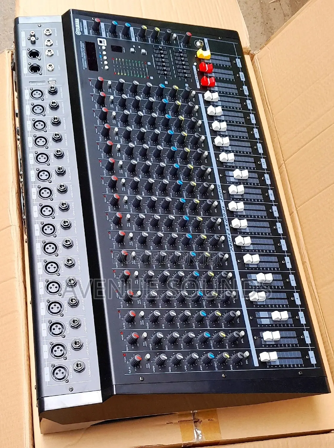 Yamaha Mixer