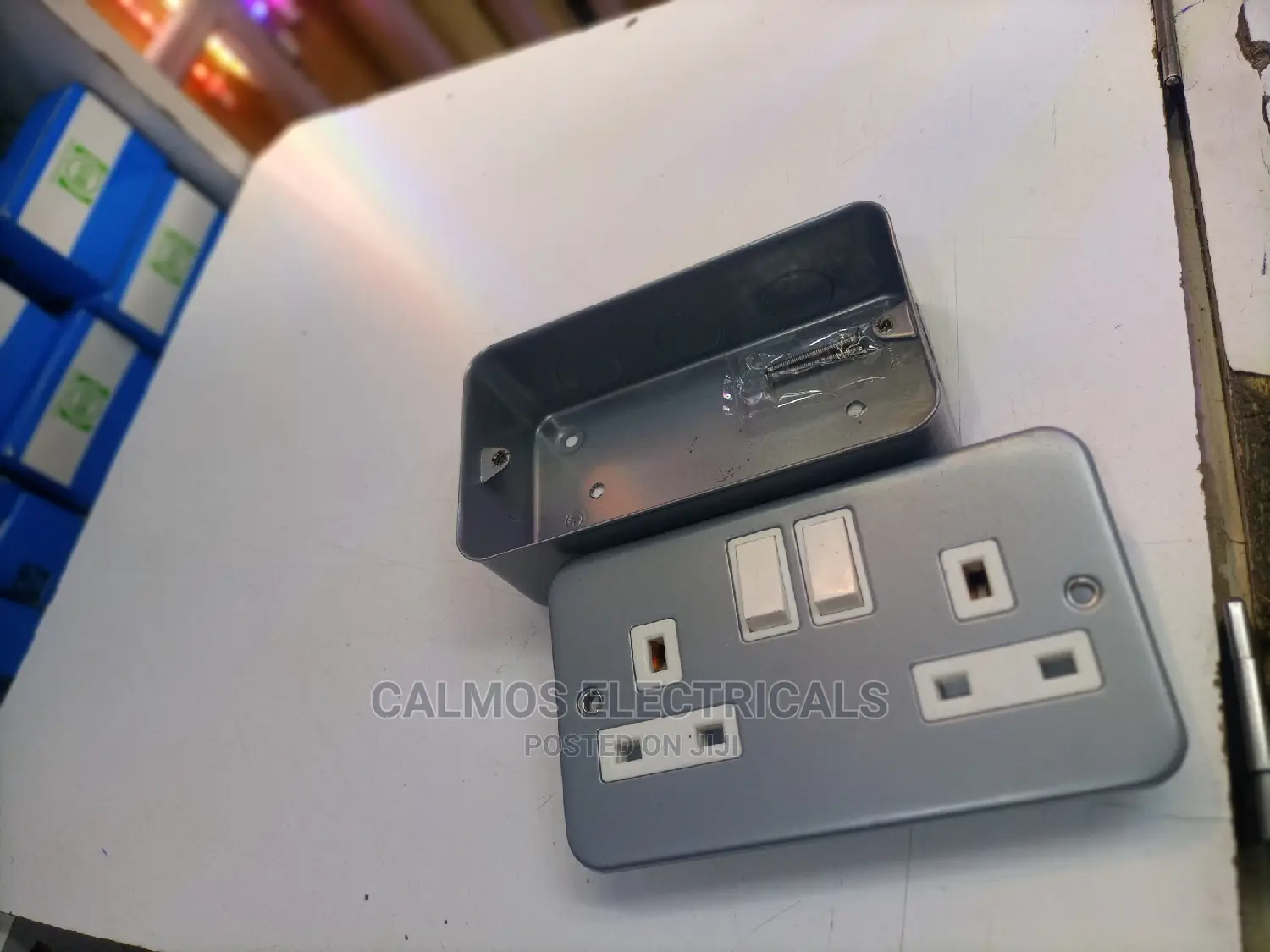 Double Metalic Socket