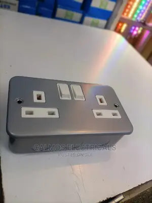 Double Metalic Socket