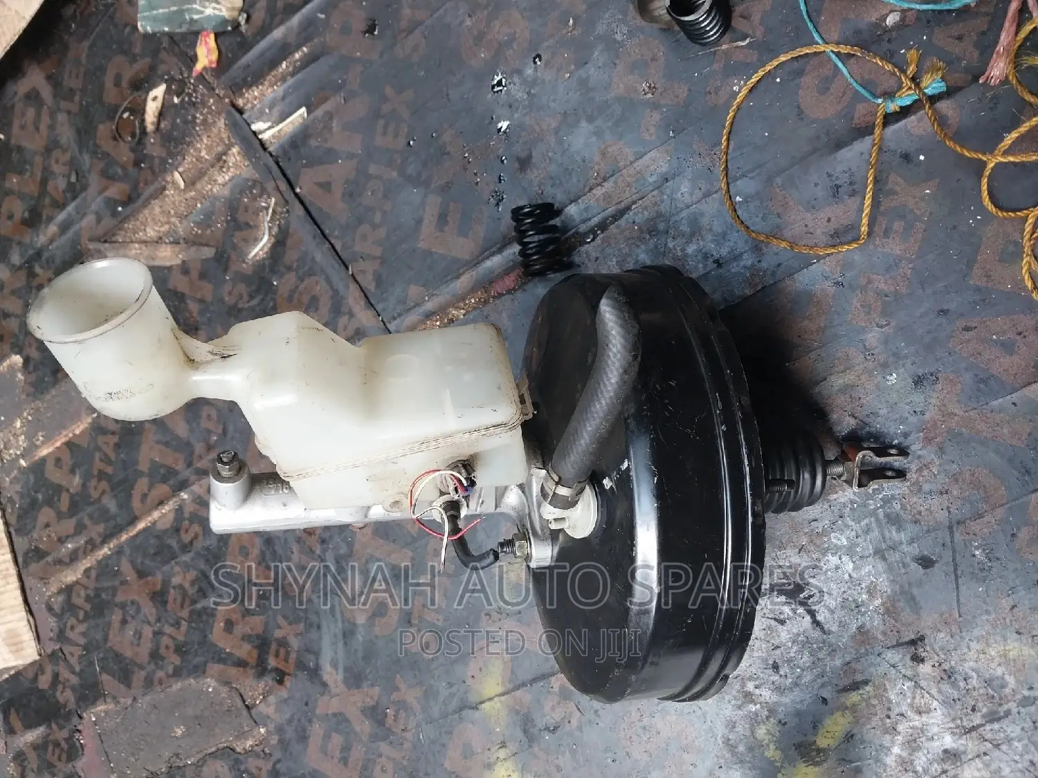 Ex Japan Brake Master Cylinder and Booster Toyota NZE,.