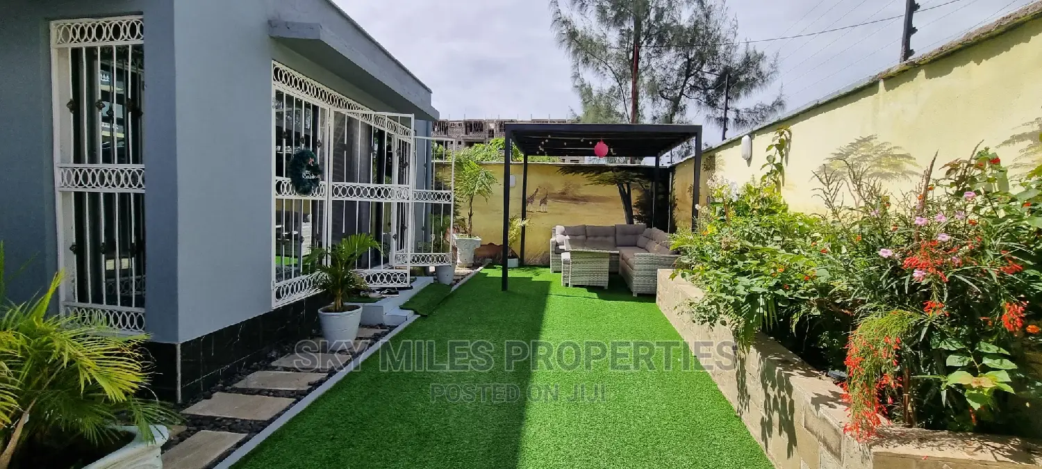 6bdrm Maisonette in Mtambo, Bamburi for sale