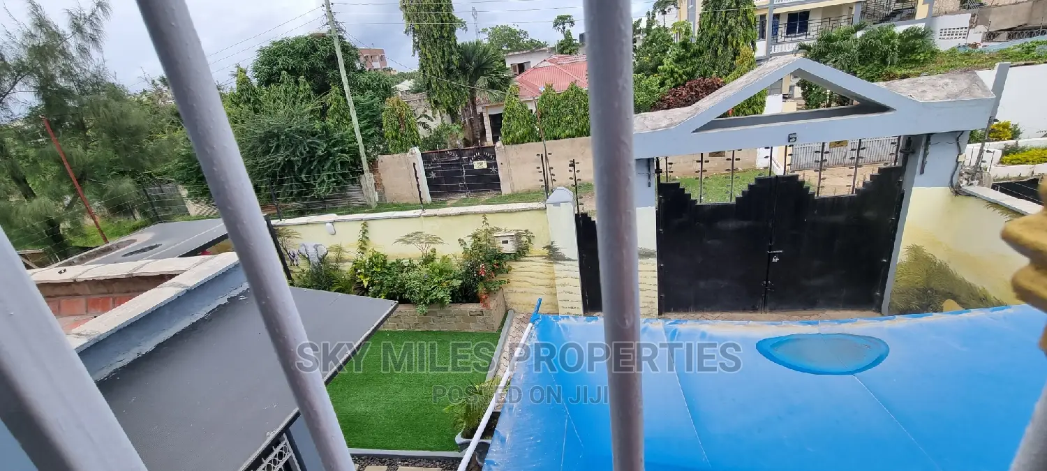 6bdrm Maisonette in Mtambo, Bamburi for sale