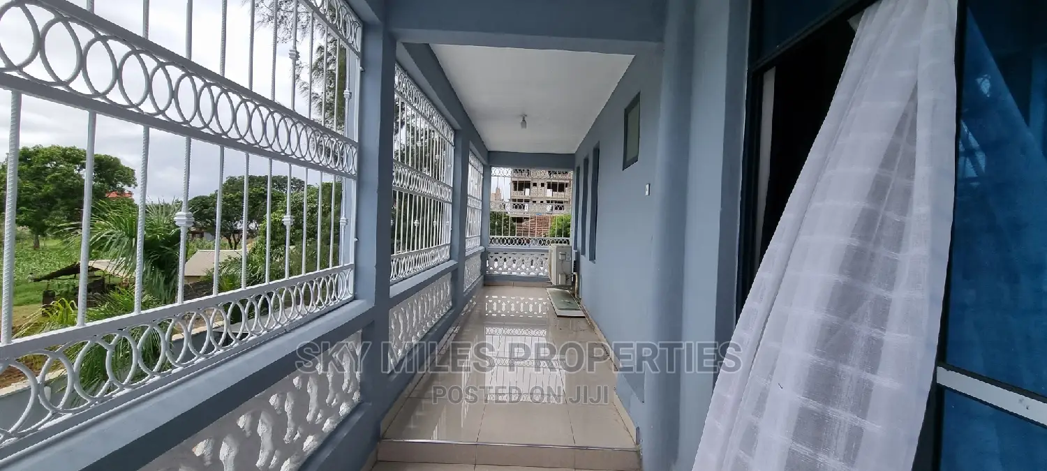 6bdrm Maisonette in Mtambo, Bamburi for sale
