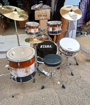 Rhythm Mate Tama Drumset